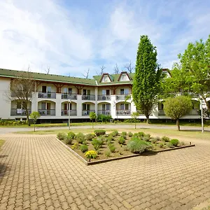 Hotel Auguszta Es Diakszallo